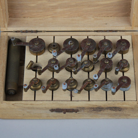 Mainspring assembler