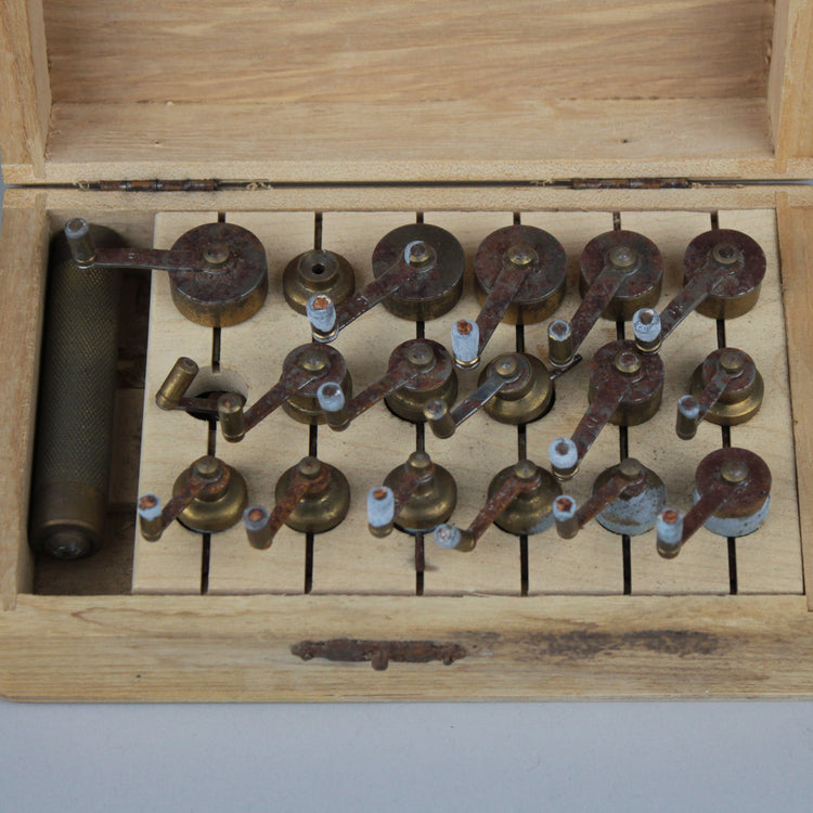 Mainspring assembler