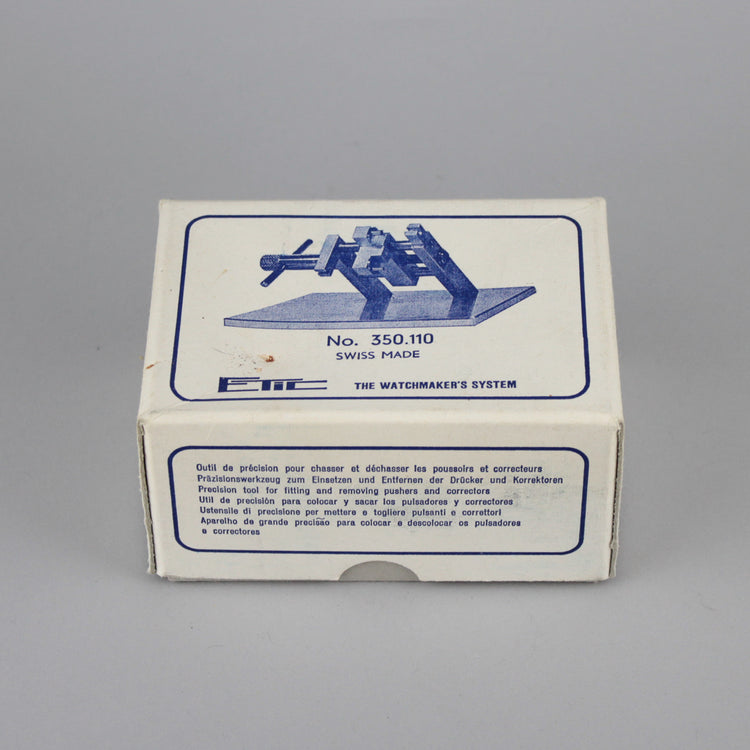 Pusher removal/attachment tool