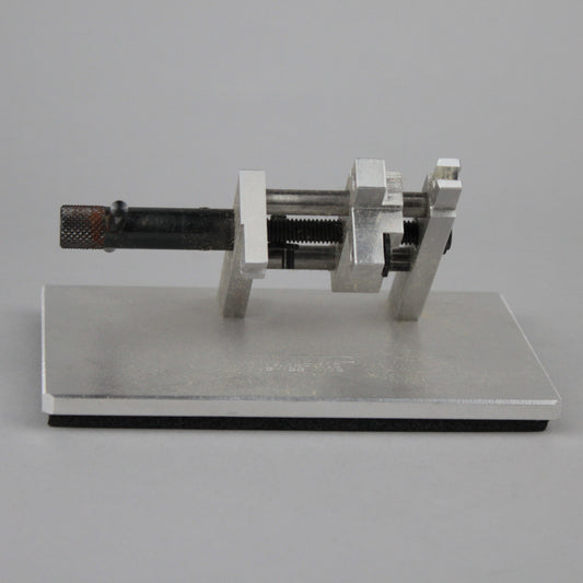 Pusher removal/attachment tool