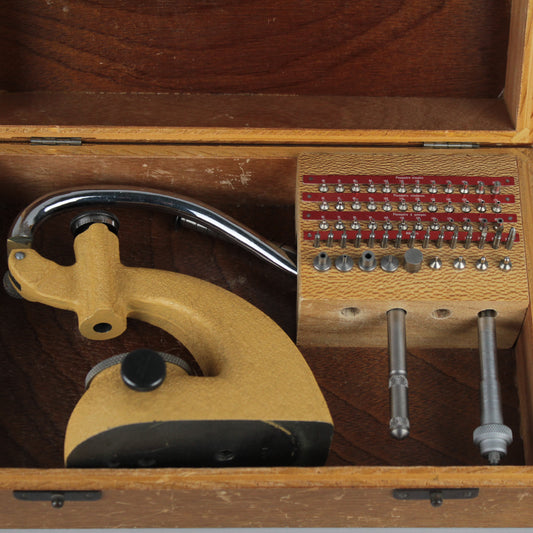 Jewel press