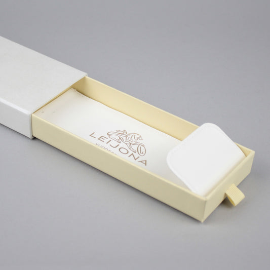 Leijona watch box