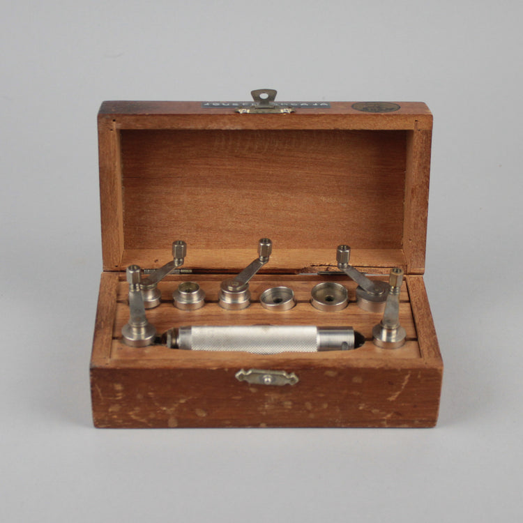 Mainspring assembler