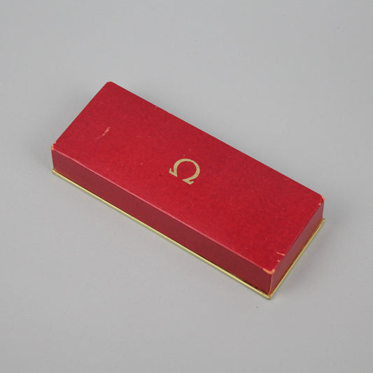 Omega kellolaatikko