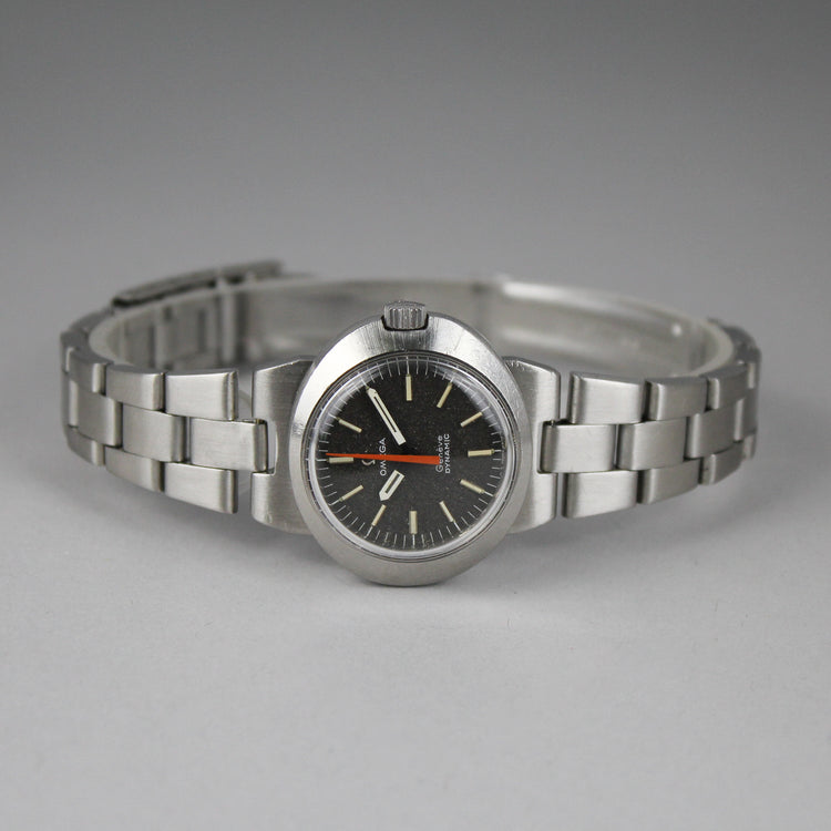 Naisten Omega Geneve Dynamic 535.015 vetokello