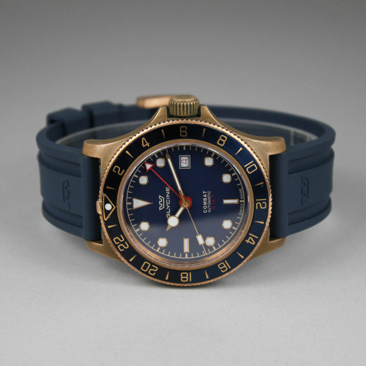 Glycine Combat Sub GMT automaattikello