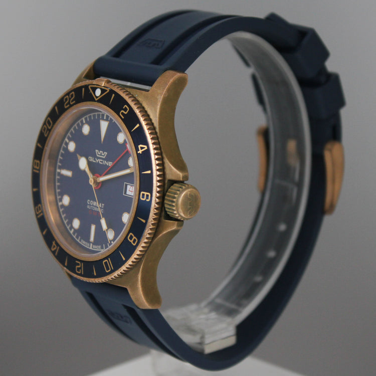 Glycine Combat Sub GMT automaattikello