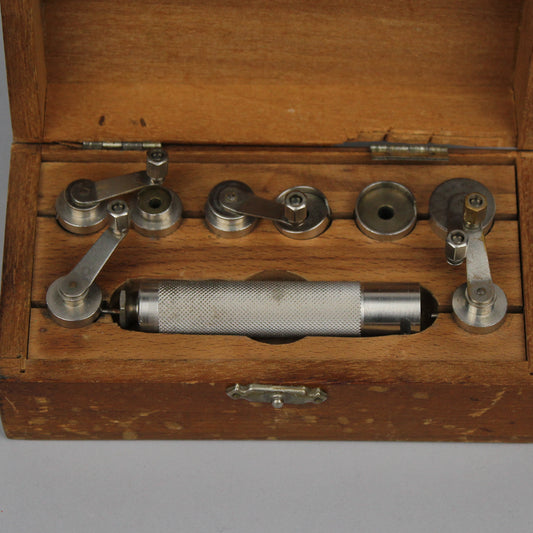 Mainspring assembler