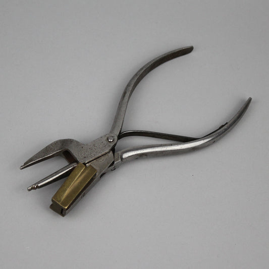 Handle ring pliers