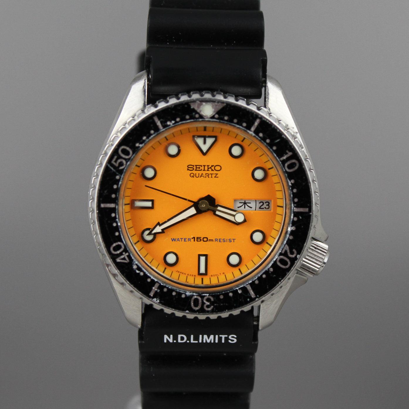 orang1.jpg?v=1737721926