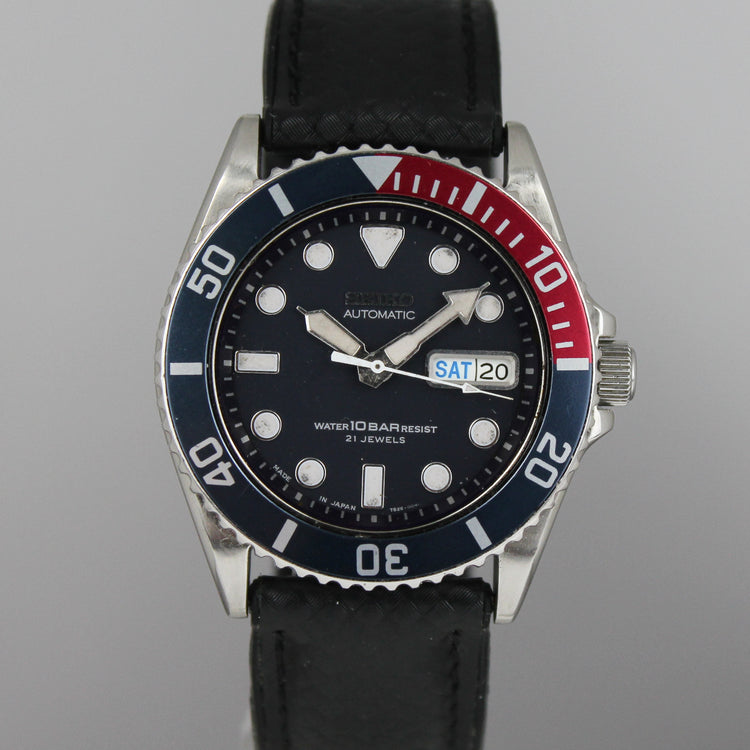 Seiko SKX33J automaattikello
