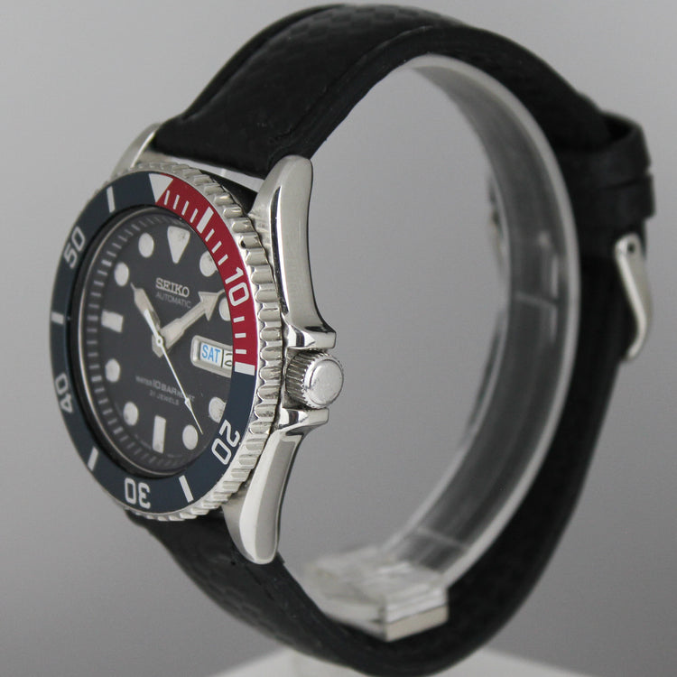 Seiko SKX33J automaattikello