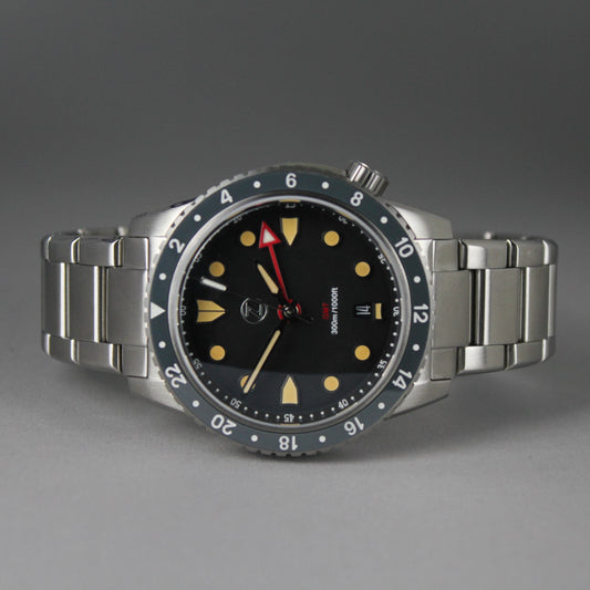 Zelos Mako GMT automatic watch