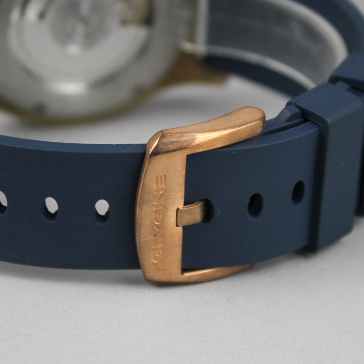 Glycine Combat Sub GMT automaattikello