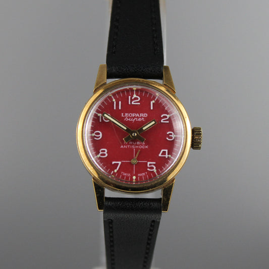 Women's NOS Leopard Super red manual wind watch