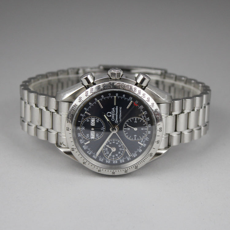 Omega Speedmaster Reduced Triple Calendar kronografi