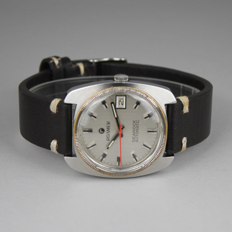 Roamer Searock automaattikello