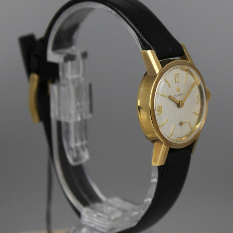 NOS Women's Zenith gold plated manual wind watch